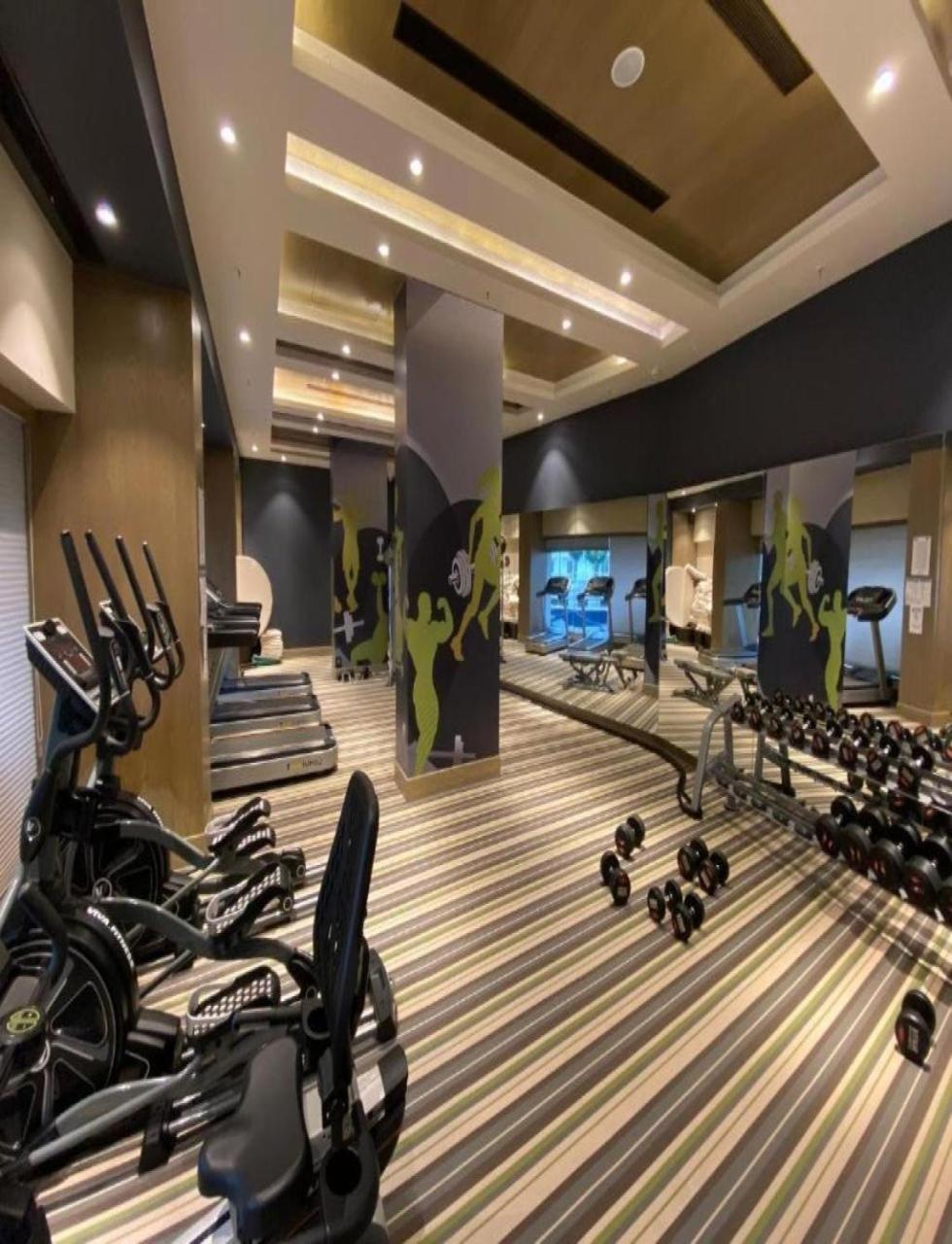 Neel Skye - Couple Friendly - Dlf My Pad, Gomtinagar , Lucknow Aparthotel ภายนอก รูปภาพ