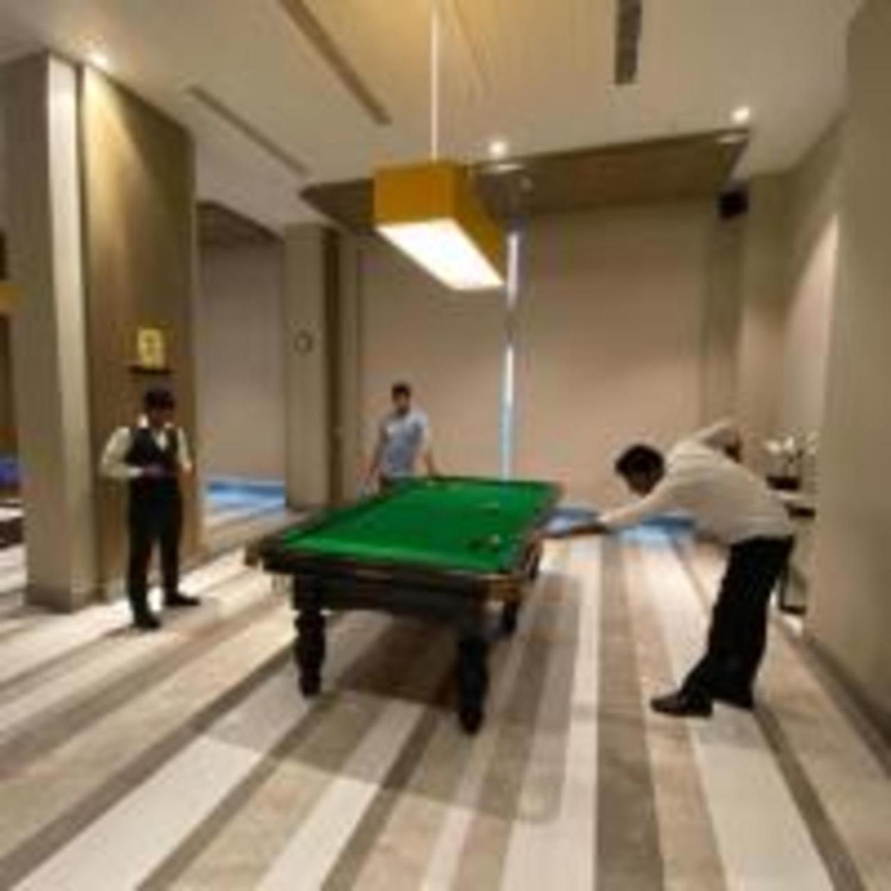 Neel Skye - Couple Friendly - Dlf My Pad, Gomtinagar , Lucknow Aparthotel ภายนอก รูปภาพ